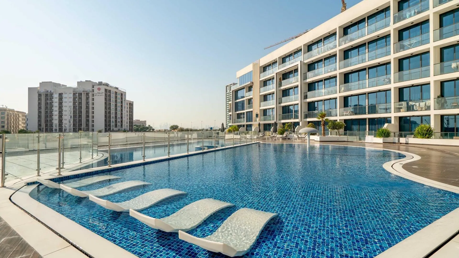 Luxury 1Br Pool View Flat W Gym In Samana Hills Apartment Dubai